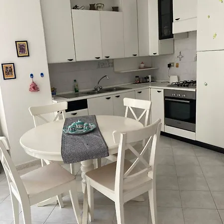 Apartmán With Balcony And Seaview *